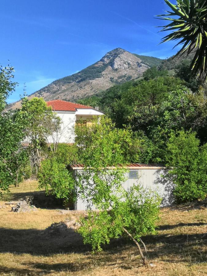 Appartamento Serenella Maenza Buitenkant foto