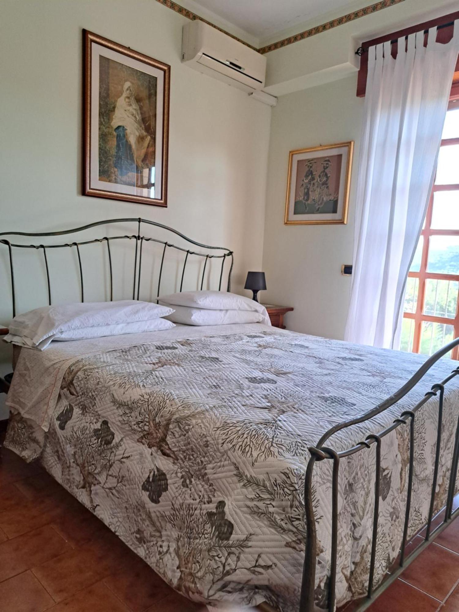 Appartamento Serenella Maenza Buitenkant foto
